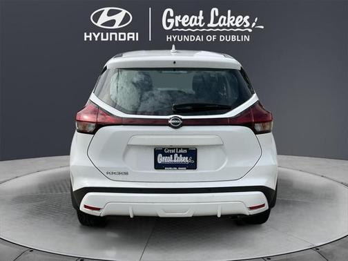 2023 Nissan Kicks S