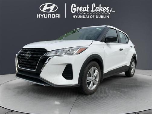 2023 Nissan Kicks S