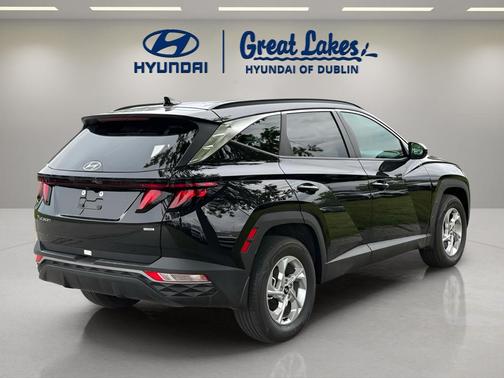 Black Pearl 2024 Hyundai TUCSON SEL