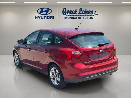 Ruby Red Metallic 2013 Ford Focus SE