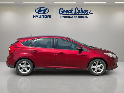 Ruby Red Metallic 2013 Ford Focus SE