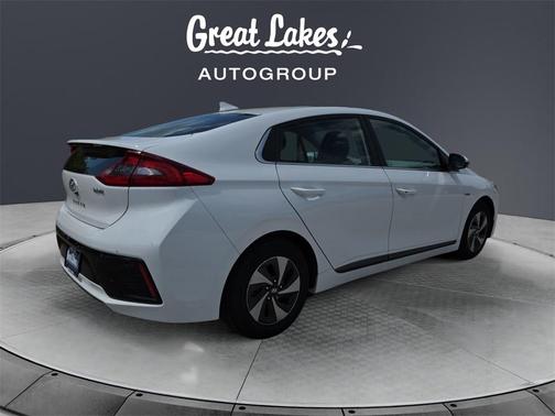 2017 Hyundai IONIQ Hybrid SEL