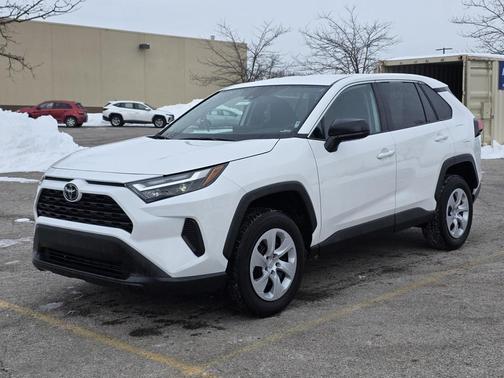 2024 Toyota RAV4 LE