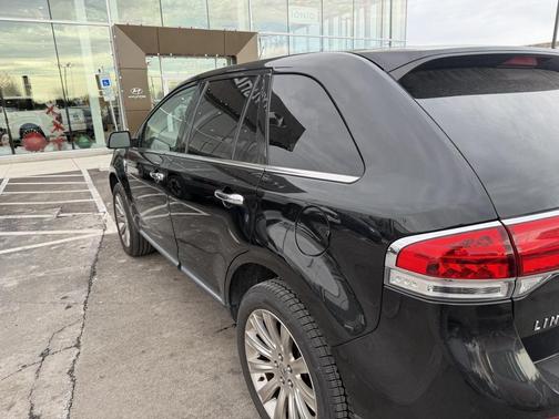 2013 Lincoln MKX Base