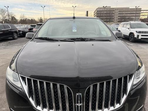 2013 Lincoln MKX Base