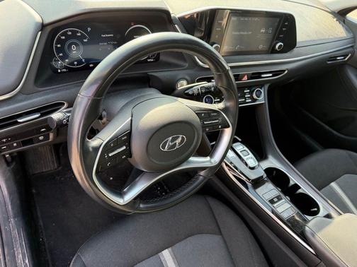 2021 Hyundai SONATA SEL