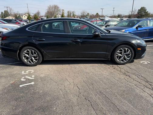 2021 Hyundai SONATA SEL