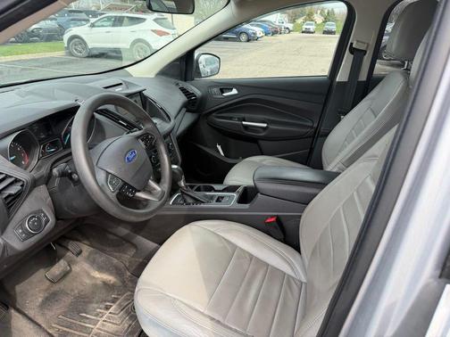 Ingot Silver 2017 Ford Escape SE