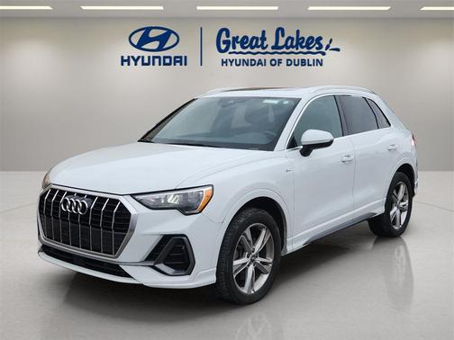 2020 Audi Q3 45 S line Premium