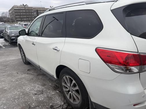 2014 Nissan Pathfinder SL