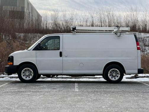 2009 Chevrolet Express 1500 Base