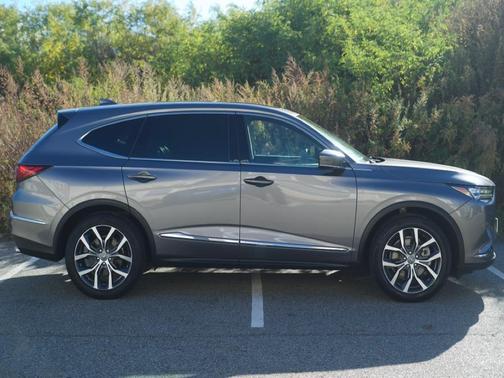 2022 Acura MDX Technology Package