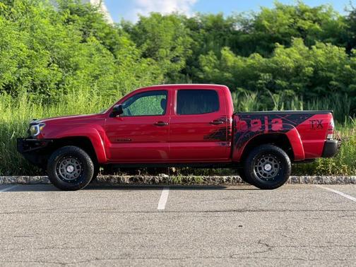 2013 Toyota Tacoma Base