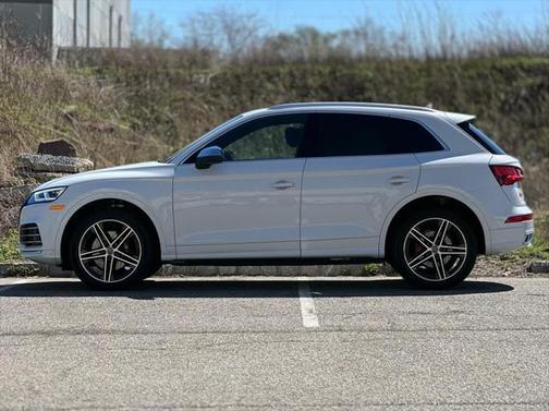 2020 Audi SQ5 3.0T Premium Plus