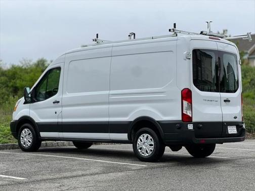 2017 Ford Transit-250 Base