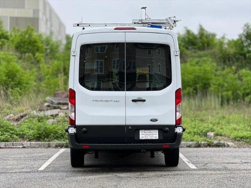 2017 Ford Transit-250 Base
