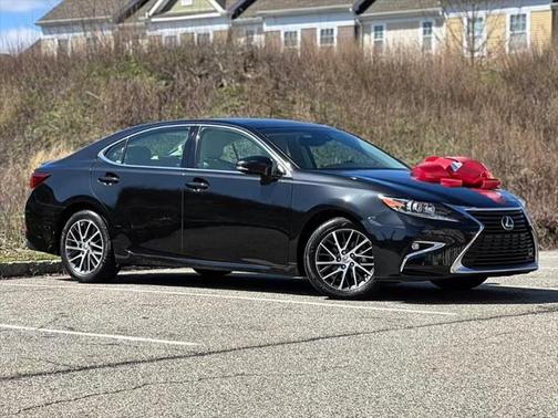2017 Lexus ES 350 Base