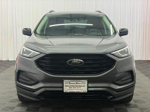 Carbonized Gray Metallic 2022 Ford Edge SE