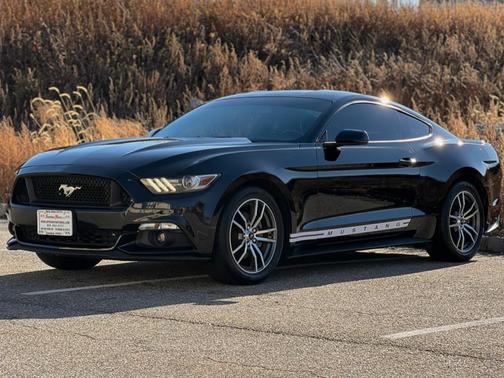 2016 Ford Mustang EcoBoost Premium