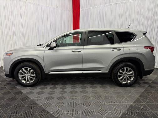 Shimmering Silver Pearl 2020 Hyundai SANTA FE SE 2.4