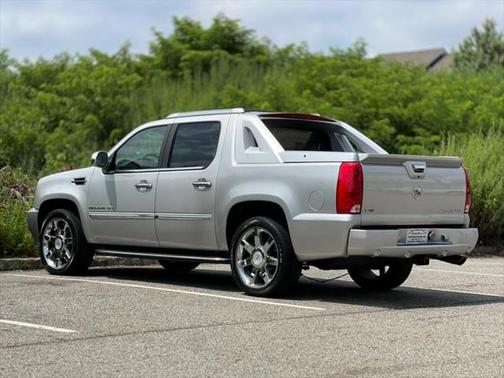 2011 Cadillac Escalade EXT Luxury