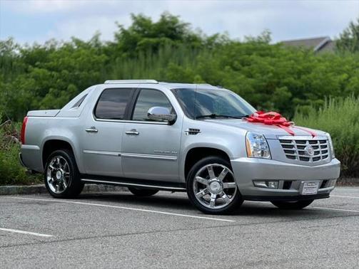 2011 Cadillac Escalade EXT Luxury