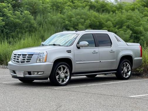 2011 Cadillac Escalade EXT Luxury