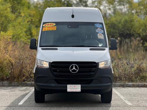 2021 Mercedes-Benz Sprinter 2500 Standard Roof