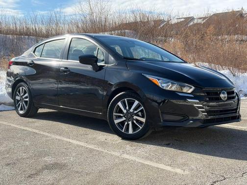 2023 Nissan Versa 1.6 SV