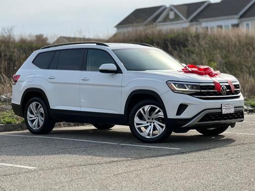 2021 Volkswagen Atlas 3.6L SE w/Technology