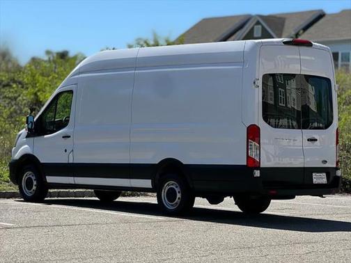 2021 Ford Transit-250 Base