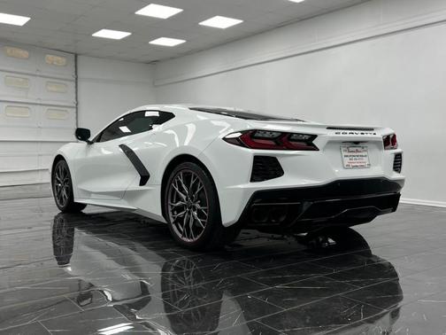 2025 Chevrolet Corvette Stingray w/3LT