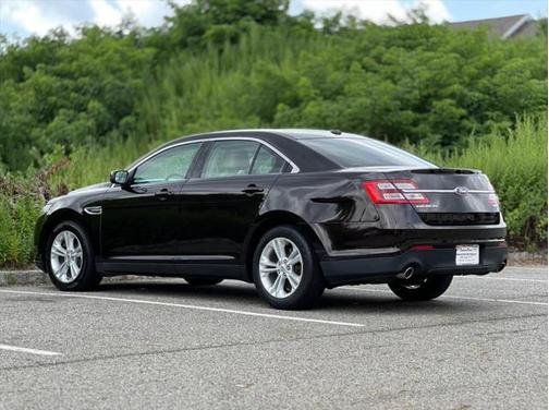 2013 Ford Taurus SEL