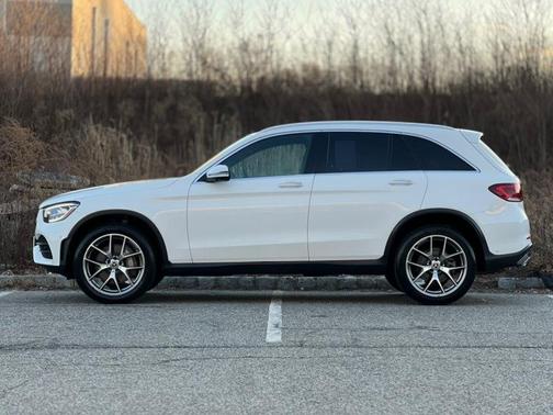 2022 Mercedes-Benz GLC 300 4MATIC