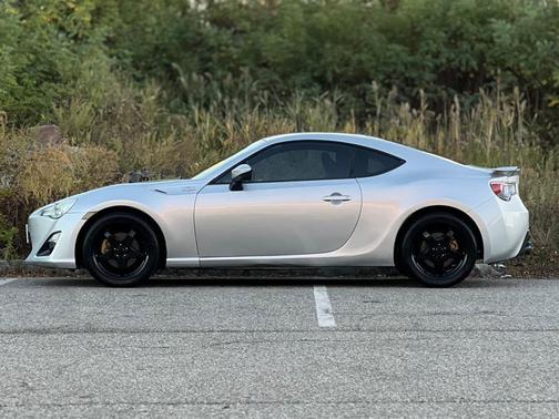 2013 Scion FR-S Base