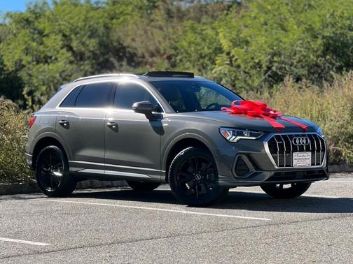 2023 Audi Q3 Premium 45 TFSI S line quattro Tiptronic
