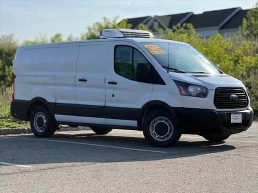 2017 Ford Transit-150 Base