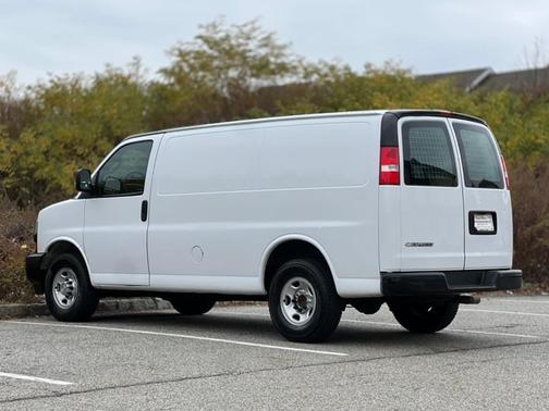 2018 Chevrolet Express 2500 Work Van