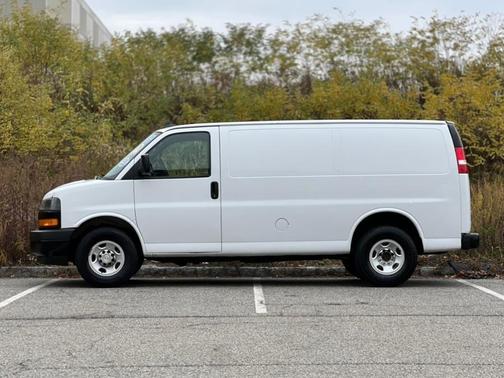 2018 Chevrolet Express 2500 Work Van