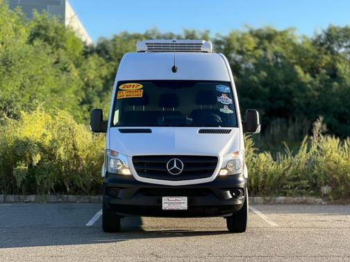 2017 Mercedes-Benz Sprinter 2500 High Roof