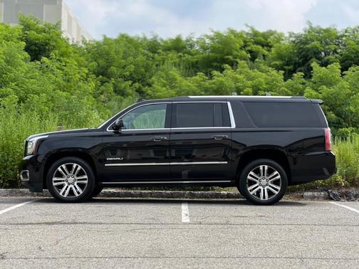 2017 GMC Yukon XL Denali