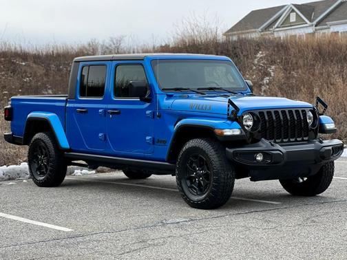 2021 Jeep Gladiator Willys 4x4