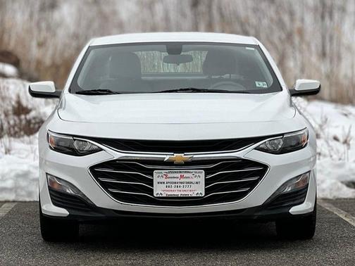 2022 Chevrolet Malibu FWD LT