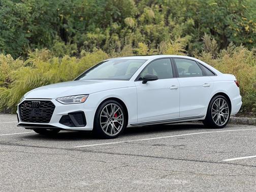 2023 Audi S4 Premium Plus TFSI quattro Tiptronic