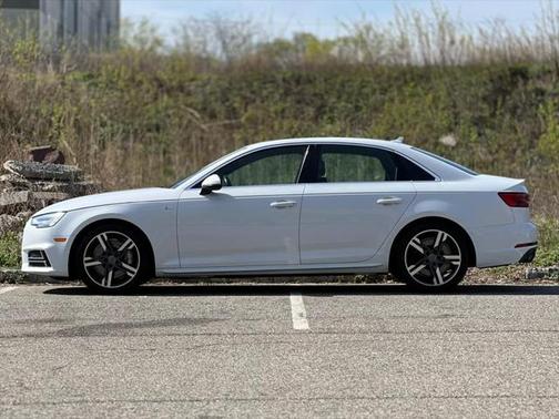 2017 Audi A4 2.0T Premium Plus