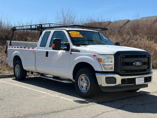 Oxford White 2016 Ford F-250 XL