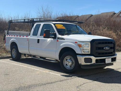 Oxford White 2016 Ford F-250 XL