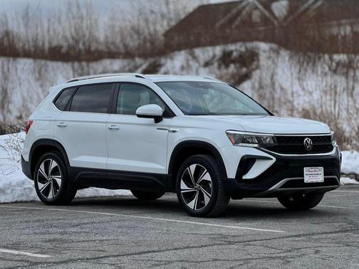 2023 Volkswagen Taos 1.5T SE