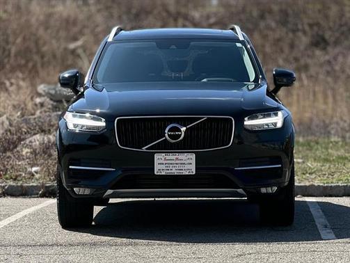 2019 Volvo XC90 T6 Momentum