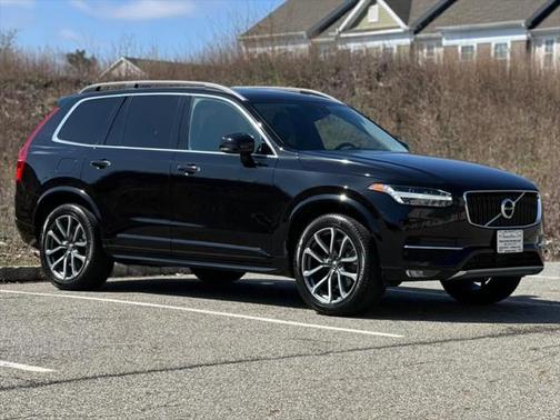 2019 Volvo XC90 T6 Momentum
